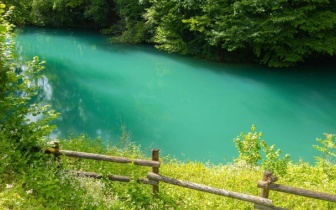 《小人物2》的深层价值,既满足动作片爱好者的娱乐期待,又为文艺片观众提供解读空间!